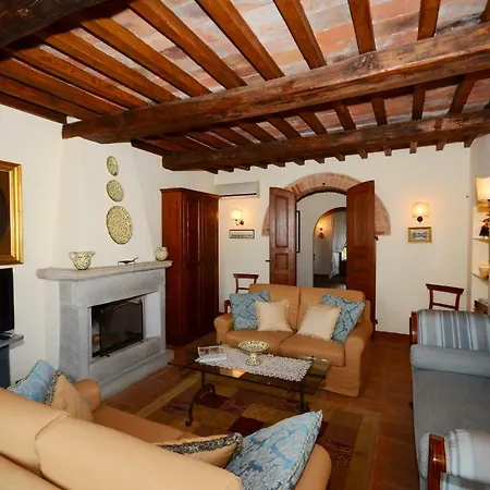 Il Pino Cortona